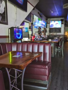 rude dogs bar and grill covina bar 01
