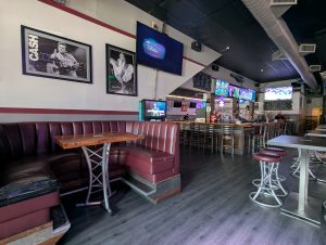 rude dogs bar and grill covina bar 03